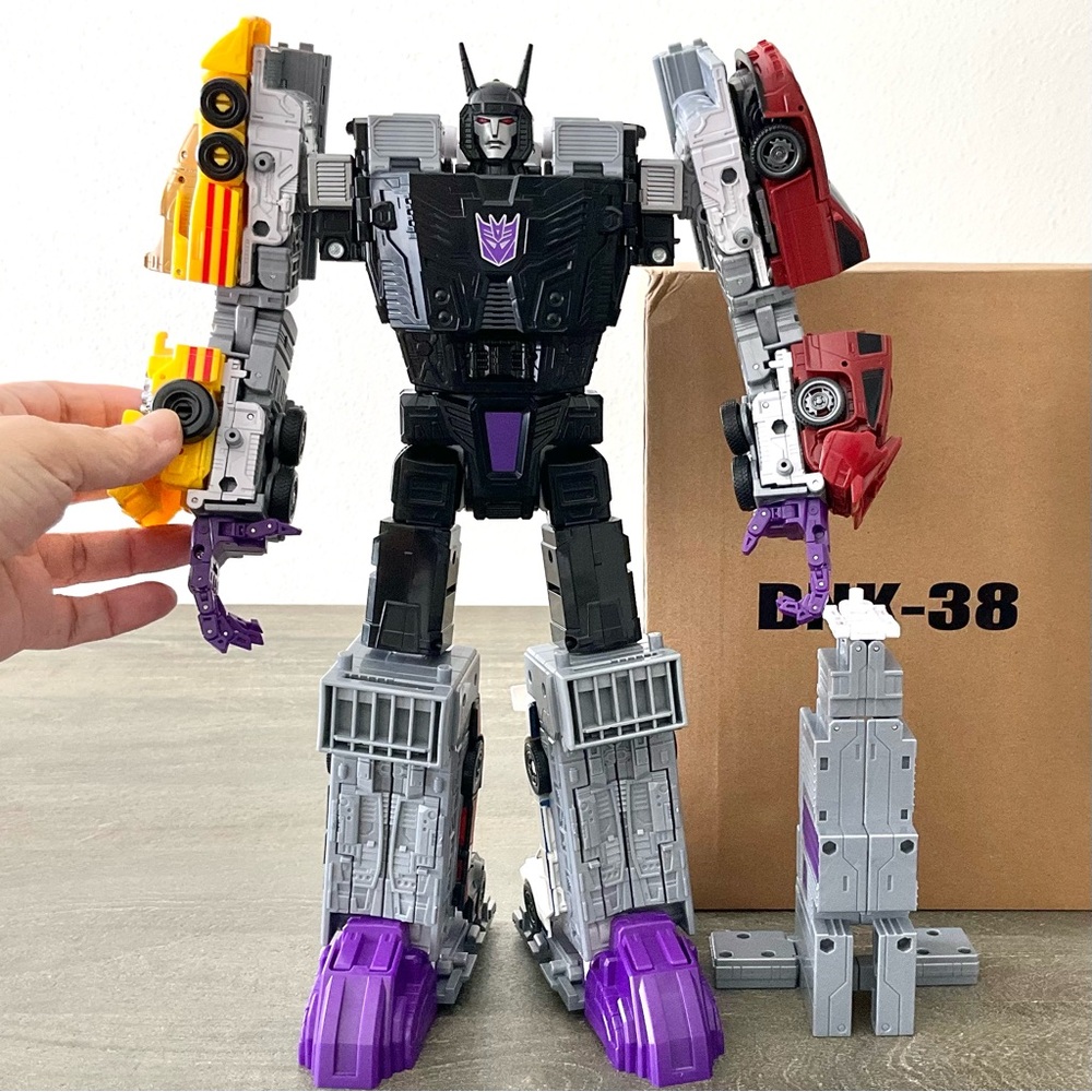 Transformers Legacy Menasor Combiner with DNK-38 Upgrade Kit